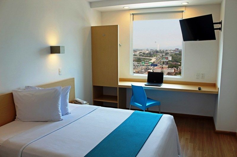 One Guadalajara Expo Hotel Kültér fotó